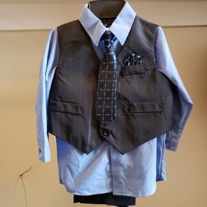 Boys 4 peice suit
